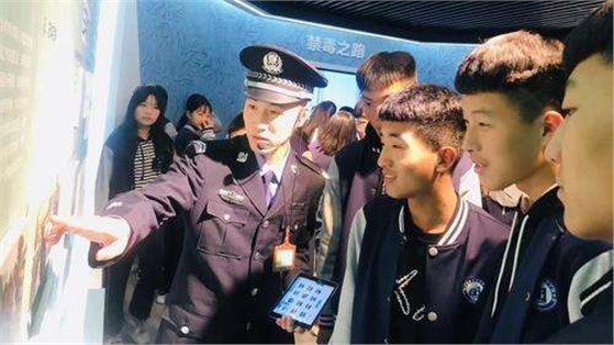 2020年，鄭州市禁毒教育基地迎來5萬(wàn)余人參觀
